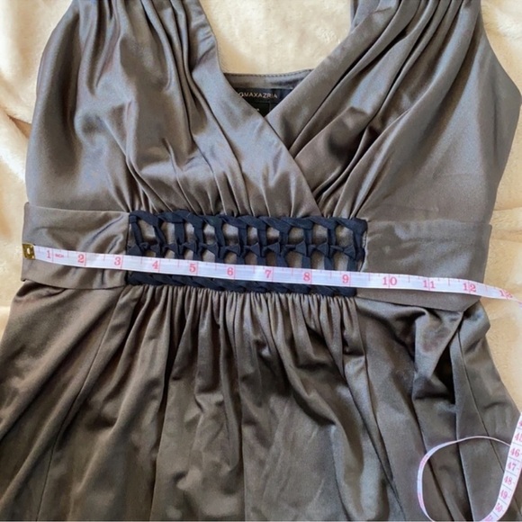 BCBGMaxAzria Green V-Neck Sleeveless Midi Dress - Picture 8 of 10